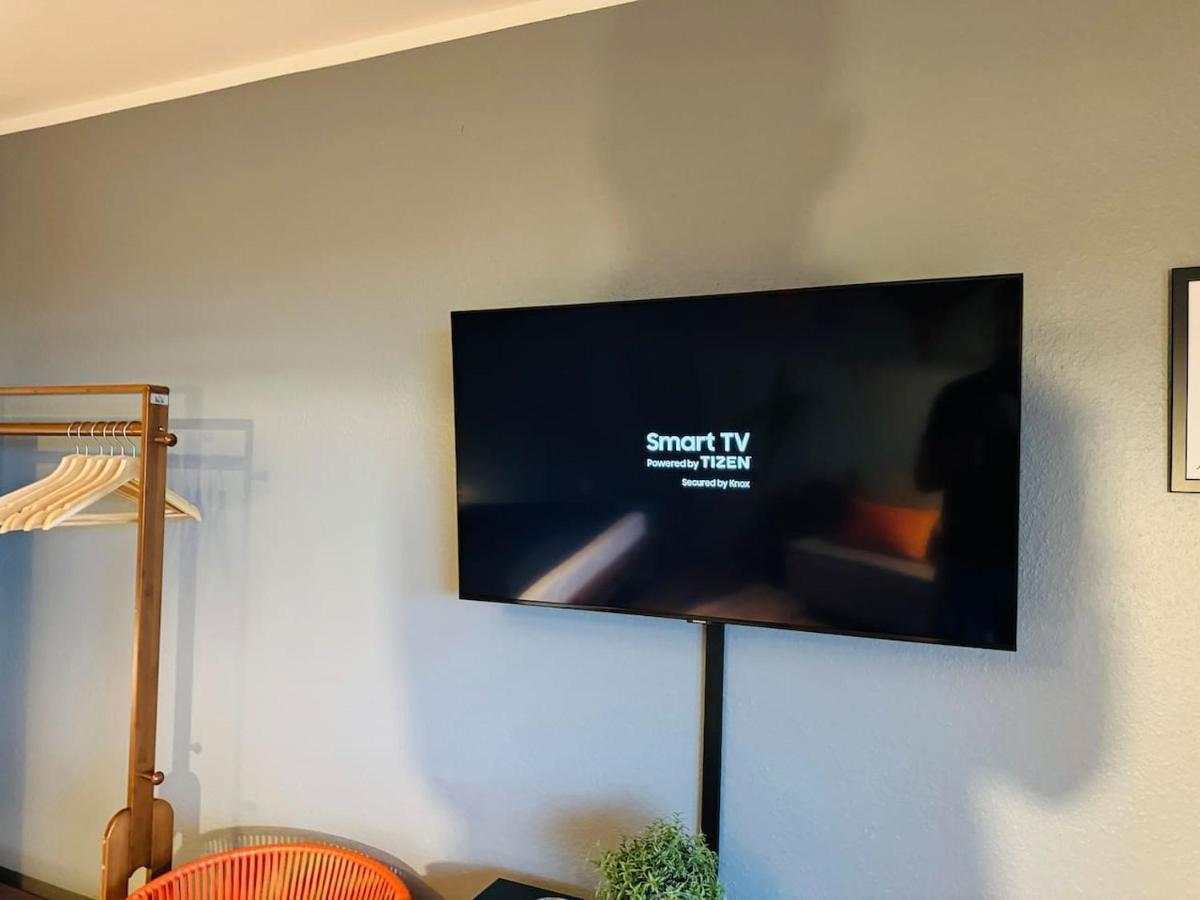 Klassen Stay - Design Studio In 11 Etage - Tolle Aussicht - Sauna, Pool - Netflix 兰施泰因 外观 照片