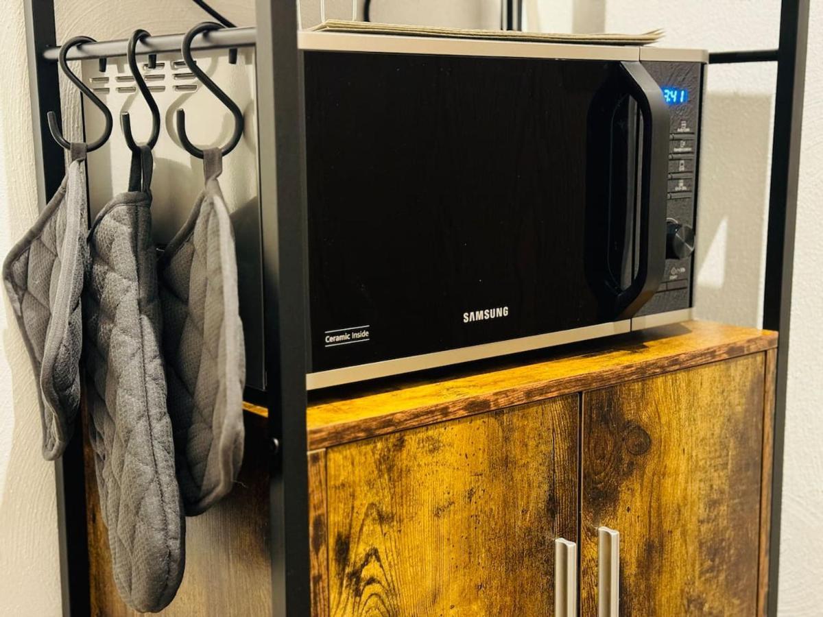 Klassen Stay - Design Studio In 11 Etage - Tolle Aussicht - Sauna, Pool - Netflix 兰施泰因 外观 照片