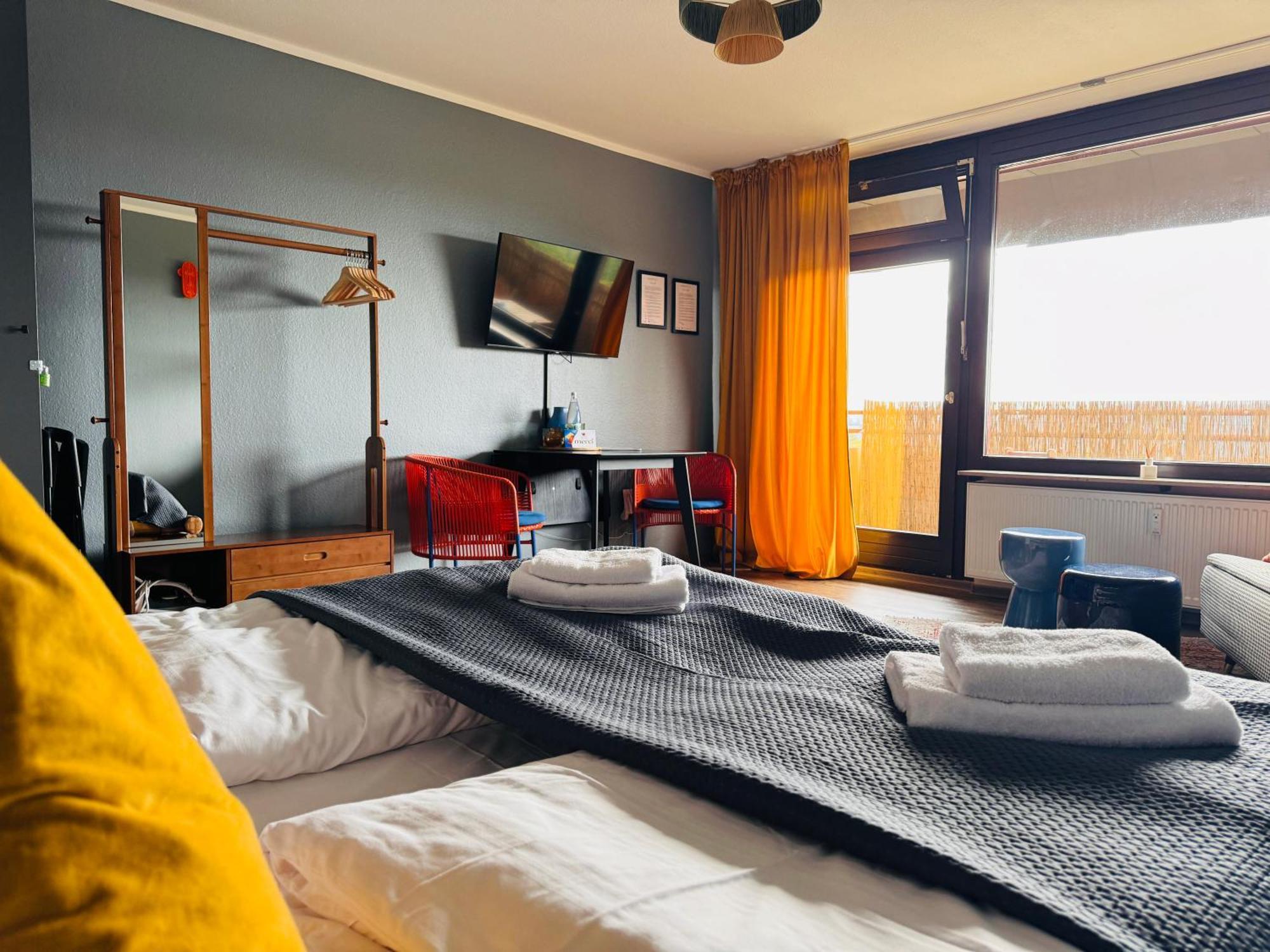 Klassen Stay - Design Studio In 11 Etage - Tolle Aussicht - Sauna, Pool - Netflix 兰施泰因 外观 照片